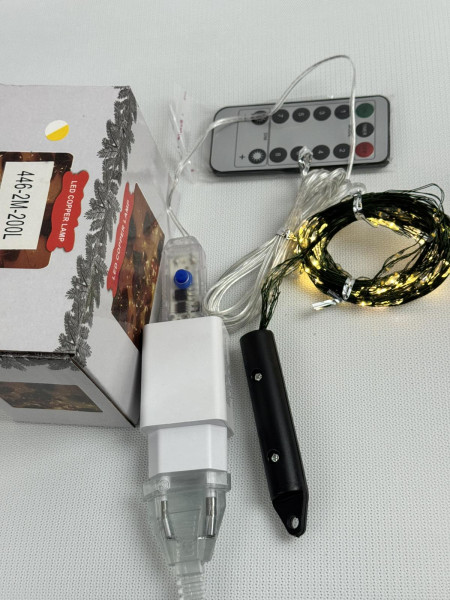 Світлодіодна гірлянда Кінський хвіст / Водоспад 2 м (10 ниток, 200 LED), USB + адаптер 220V, з пультом ДК колір світіння білий теплий