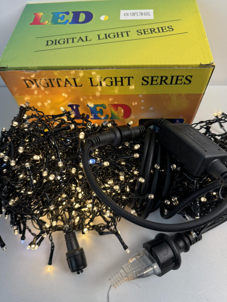Вулична гірлянда бахрома 12м на 600 LED, тепле світло, флеш ефект, чорний провід