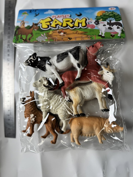Ігровий набір «Свійські тварини» Playset Farm (6 фігурок, ~10–12 см)